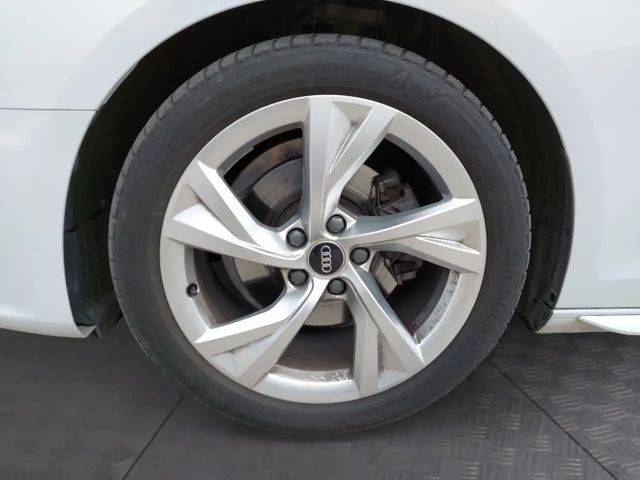 Audi A4 35 TFSI S-Line S-Tronic Sedan