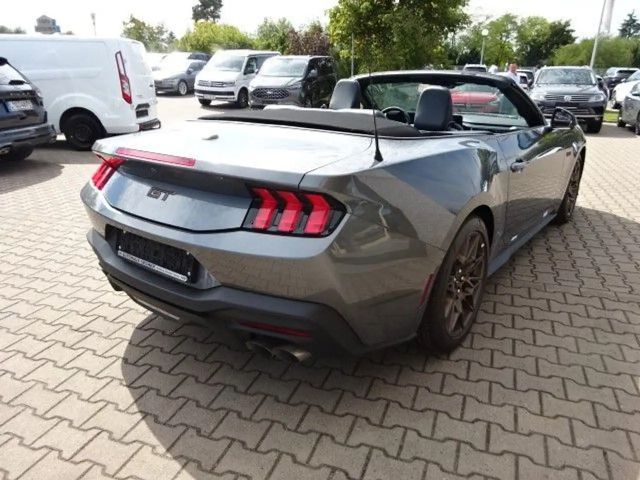 Ford Mustang Convertible GT 5.0 V8
