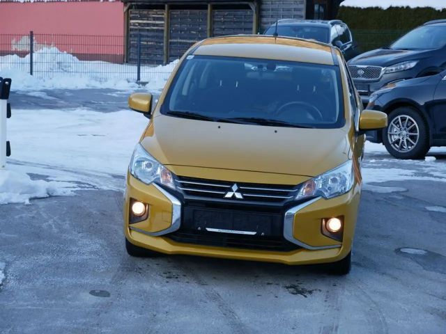 Mitsubishi Space Star Star