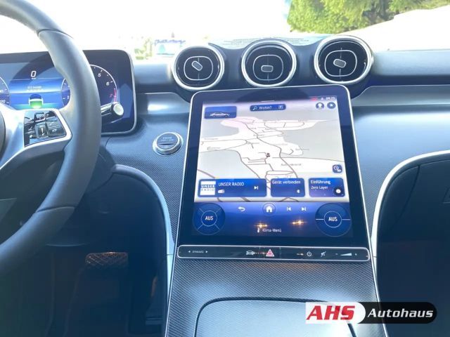 Mercedes-Benz C 180 AVANTGARDE Sedan