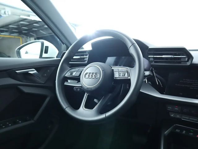 Audi A3 40 TFSI Hybride Sedan