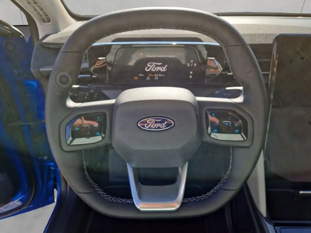 Ford Explorer Extended range RWD