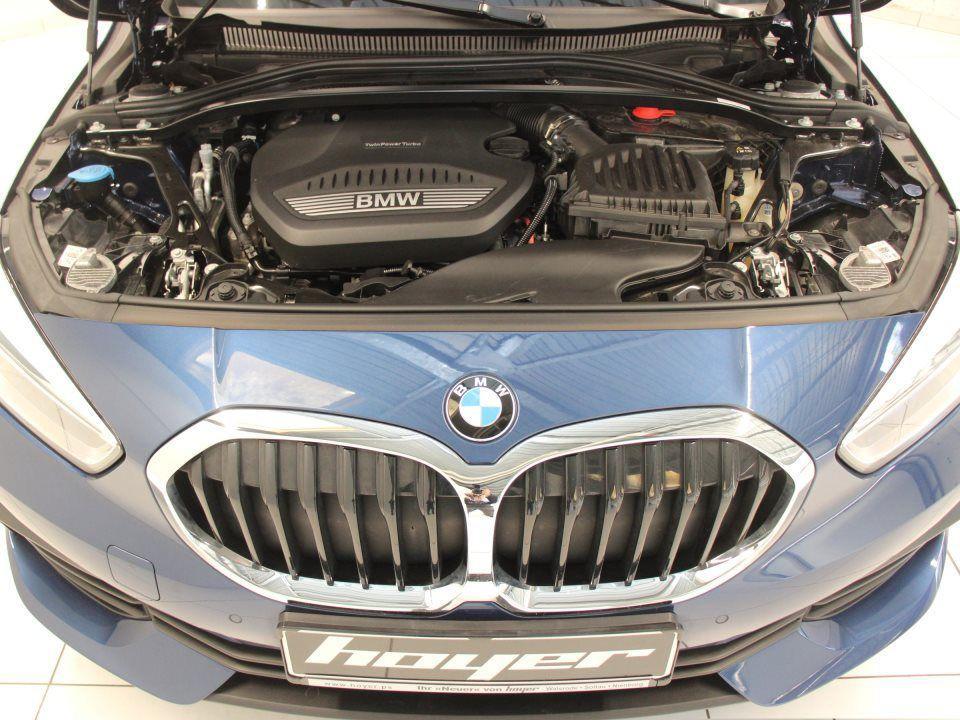 BMW 120 120d xDrive