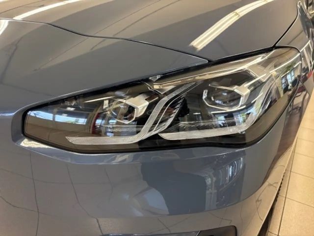 BMW 218 218i Active Tourer Sedan