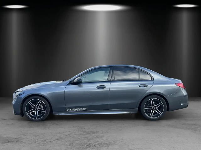 Mercedes-Benz C 200 AMG Line Sedan