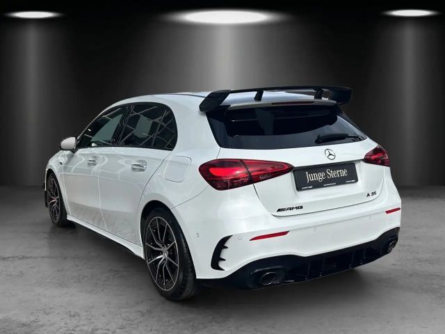 Mercedes-Benz A 35 AMG AMG Line