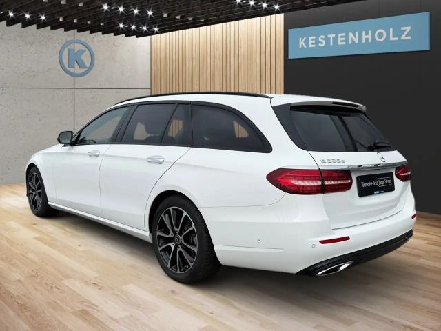 Mercedes-Benz E 220 AVANTGARDE E 220 d Estate