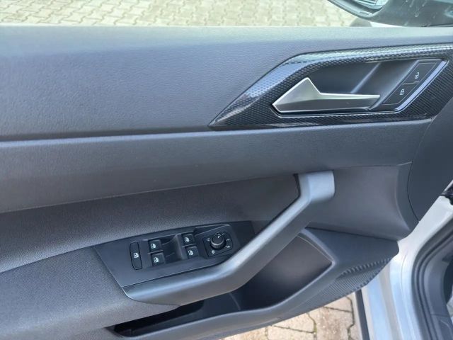 Volkswagen Taigo 1.0 TSI DSG Life