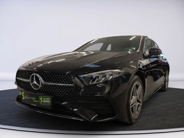 Mercedes-Benz A 250 A 250 e AMG Line