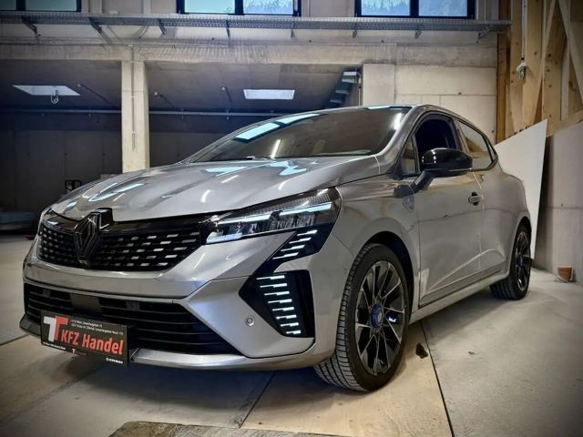 Renault Clio Alpine E-Tech Esprit