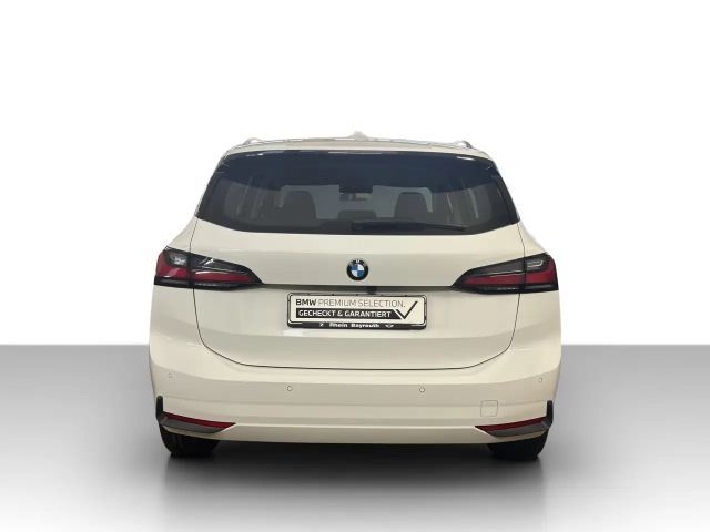 BMW 220 220i Active Tourer