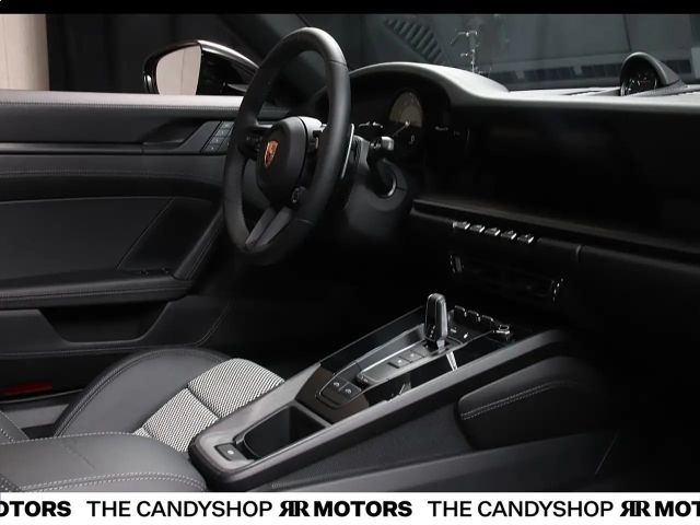 Porsche 911 4 Cabrio GTS Targa