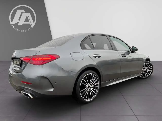 Mercedes-Benz C 220 AMG Line C 220 d Sedan