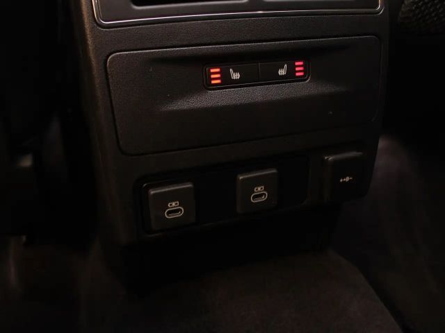 Jaguar F-Pace AWD D300 R-Dynamic