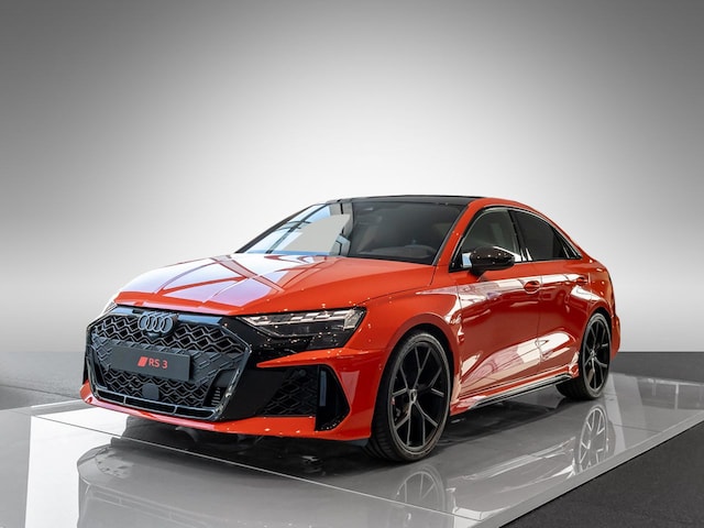 Audi RS3 Quattro S-Tronic Sedan