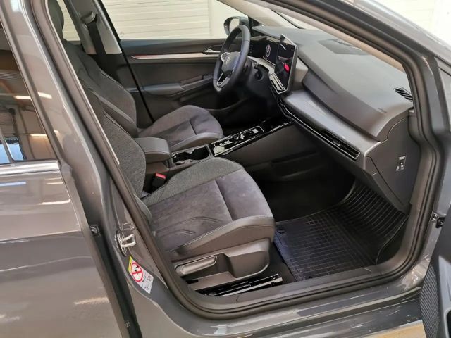 Volkswagen Golf DSG Style eHybrid