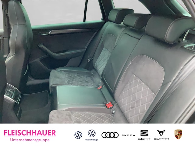 Skoda Superb 2.0 TDI Combi Sportline