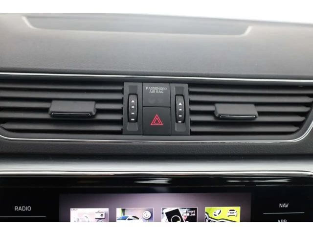 Skoda Superb 1.4 TSI Ambition Combi iV