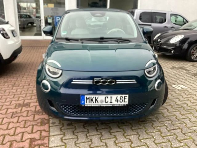 Fiat 500e La Prima by Bocelli