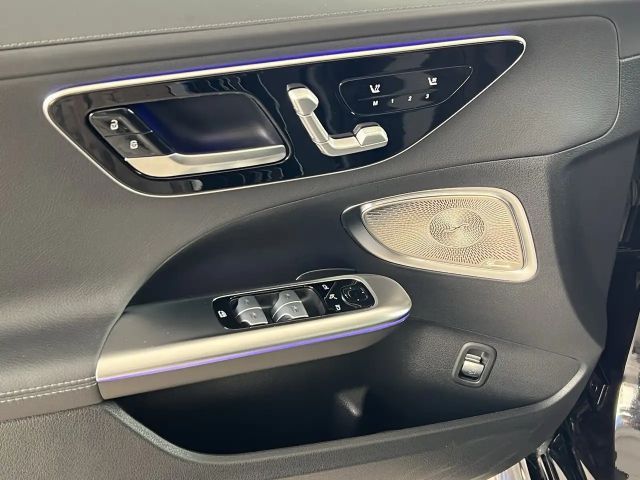 Mercedes-Benz C 180 AMG Line Sedan