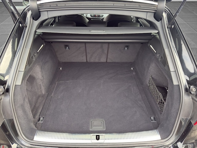 Audi A4 40 TFSI Avant S-Tronic