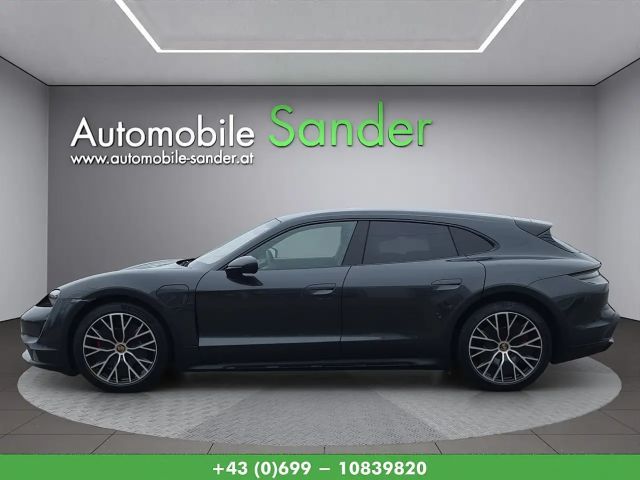 Porsche Taycan 4S Cross Turismo