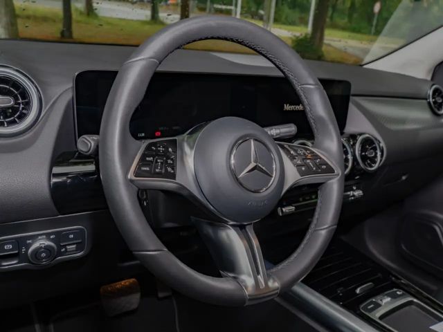 Mercedes-Benz B 180 Progressive