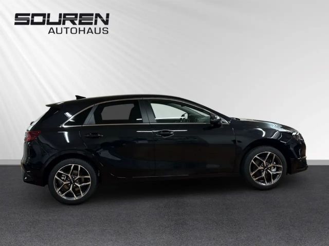 Kia Ceed Ultimate Edition 1.5T 140+ STYLE+ SITZHEIZUNG+ NAV