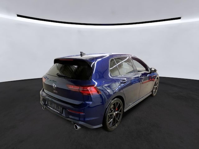 Volkswagen Golf *KAMERA*MATRIX*NAVI*HARMAN*19ZOLL*KEYLESS*