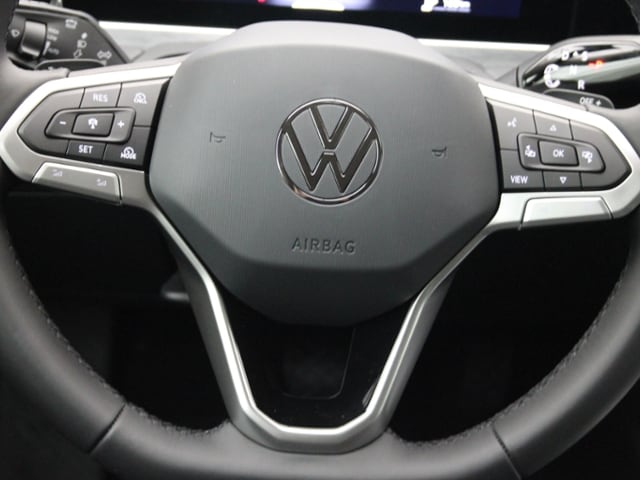 Volkswagen Passat 2,0 l TDI SCR 110 kW (150 PS) 7-Gang-Doppelkupplungsgetrie KLIMA LED NAVI ALU