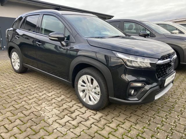 Suzuki S-Cross Hybrid