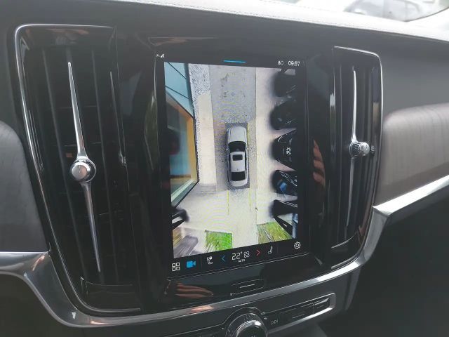 Volvo S90 AWD Recharge T8