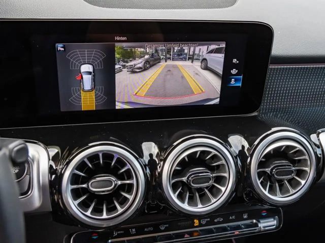 Mercedes-Benz EQB 300 4MATIC Progressive