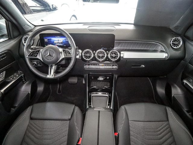 Mercedes-Benz EQB 300 4MATIC