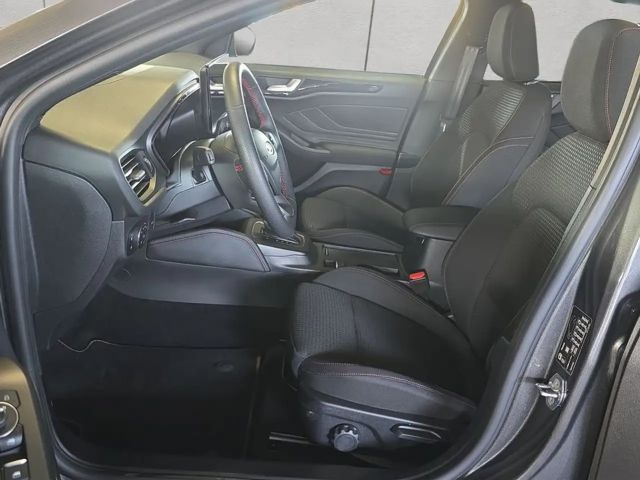 Ford Focus EcoBoost ST Line Wagon