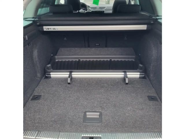 Skoda Superb 2.0 TDI Combi Style Style