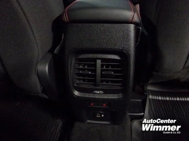 Ford Kuga Plug in Hybrid ST Line