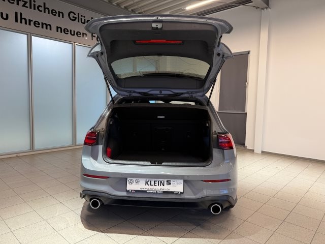 Volkswagen Golf 2.0 TSI Golf VIII