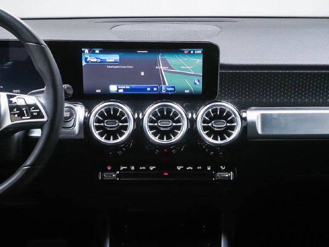 Mercedes-Benz EQB 300 4MATIC