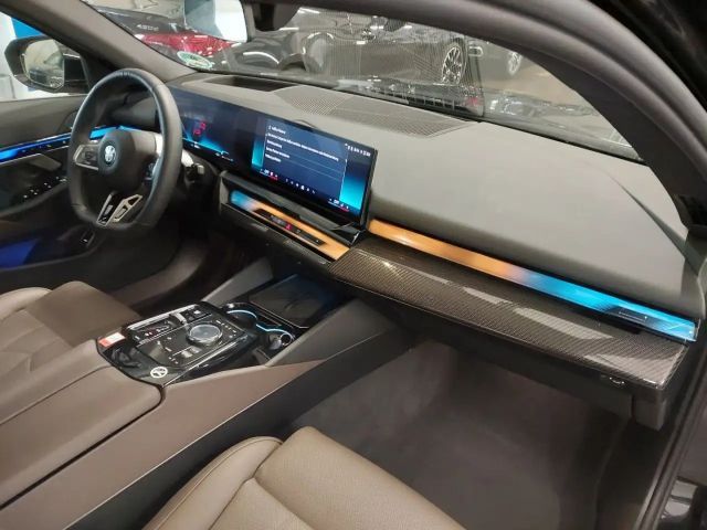 BMW 520 520d M-Sport Sedan xDrive