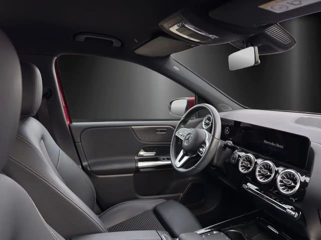 Mercedes-Benz B 200 Progressive Sedan