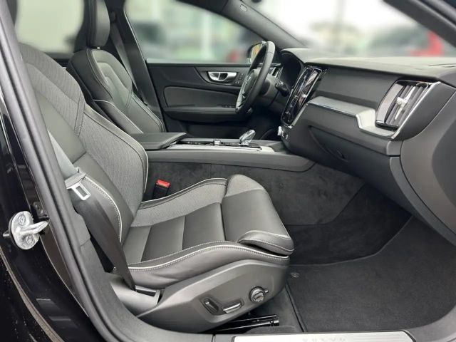 Volvo V60 Dark Hybrid Plus