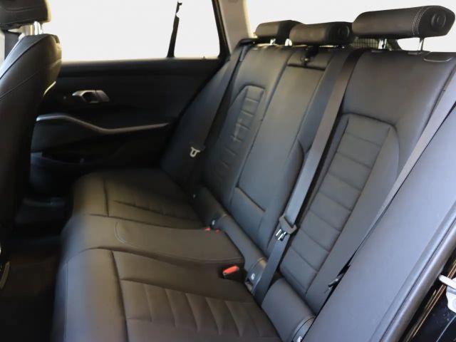 BMW 320 320i Touring