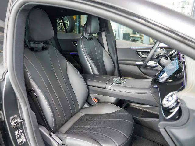 Mercedes-Benz EQE 300 AMG Line Sedan