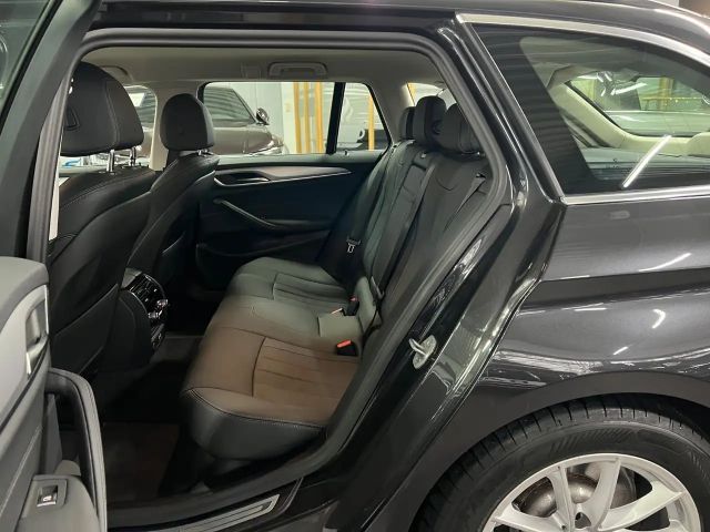 BMW 520 520d Touring xDrive