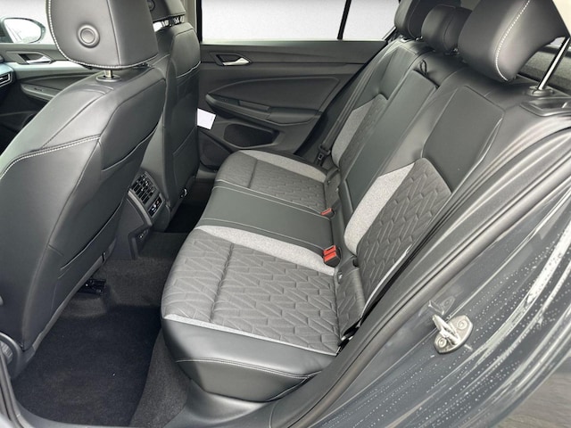 Volkswagen Golf 1.5 TSI Golf VIII