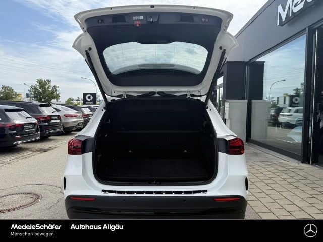 Mercedes-Benz GLA 200 AMG Line