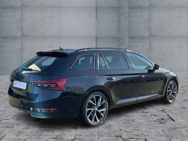 Skoda Superb 2.0 TDI Combi Sportline