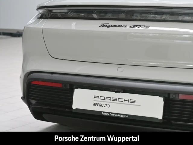 Porsche Taycan GTS