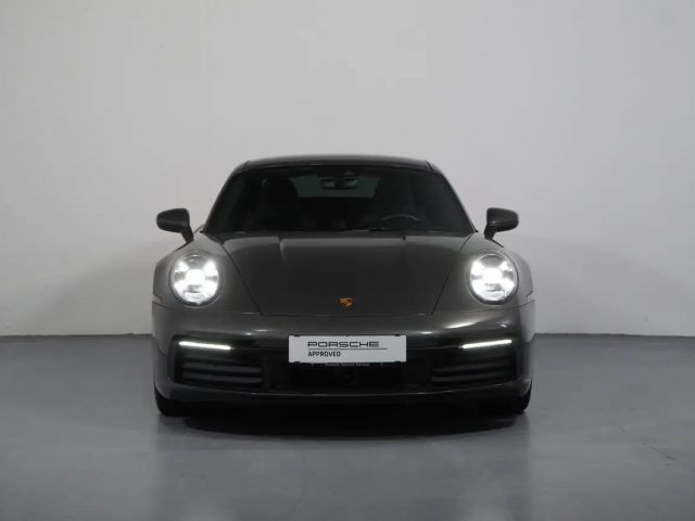 Porsche 911 4 Carrera Coupé